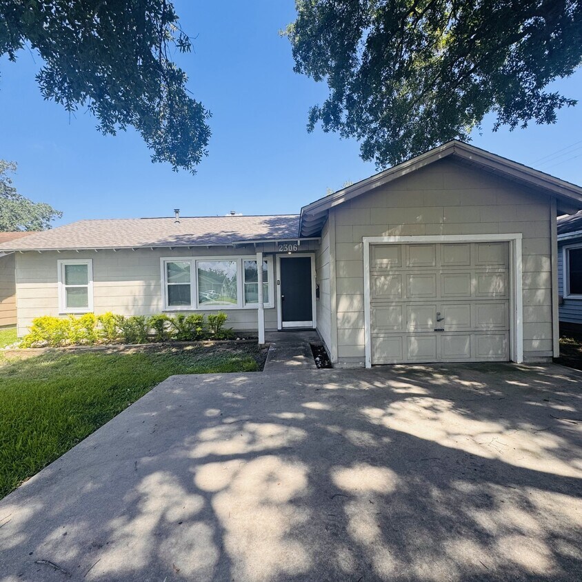 Foto principal - 2306 2nd St