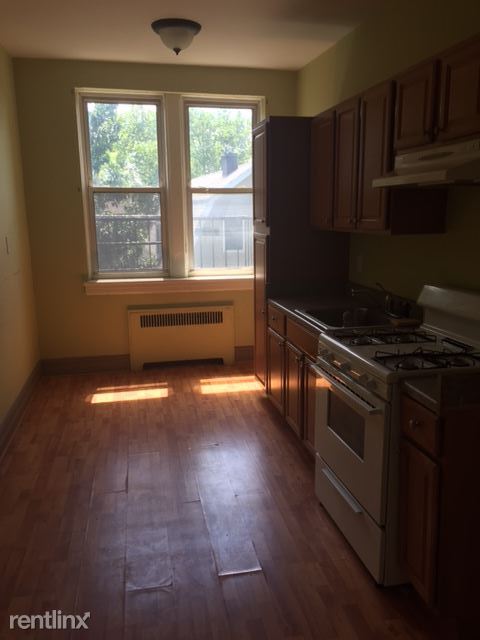 Primary Photo - 225 Union St