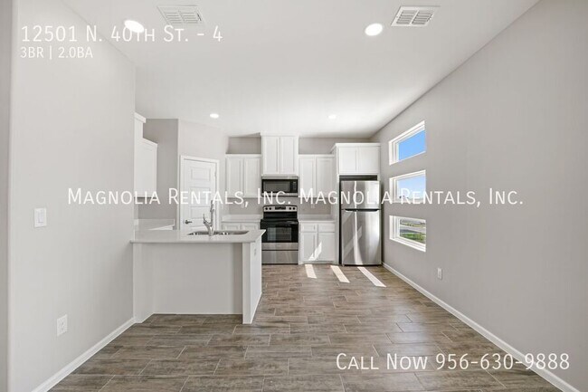 Building Photo - 12501 N 40th St