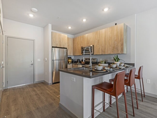 Interior Photo - Viva Summerland