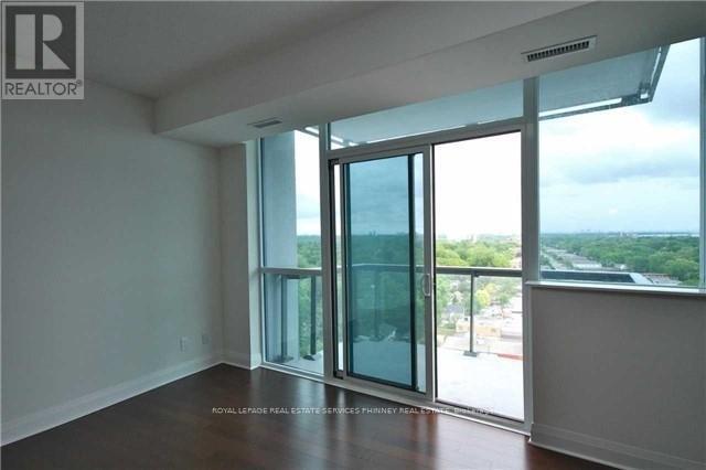 Photo du bâtiment - 1 Hurontario St