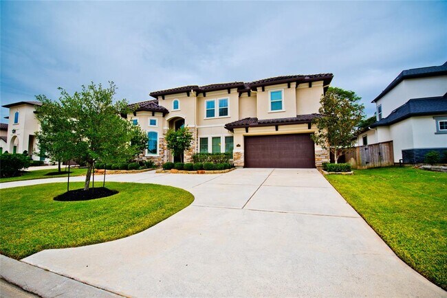 Building Photo - 5814 Stratton Woods Drive