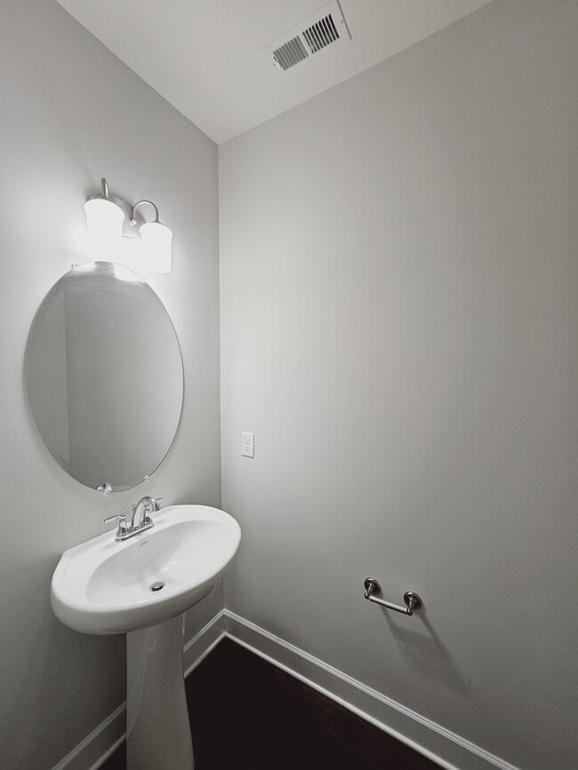Building Photo - 9031 Brixworth Ct