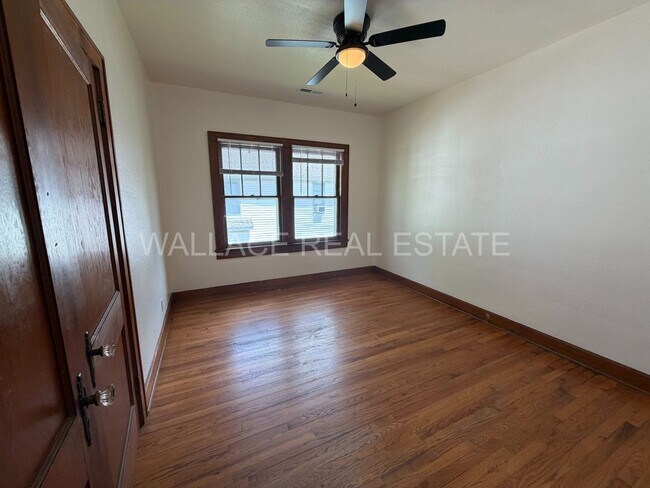 Foto del edificio - CHARMING 2 BEDROOM APT NEAR THE LOVELY MARYVILLE COLLEGE CAMPUS!!
