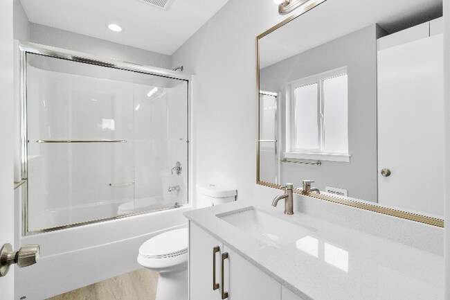 Foto del edificio - 5724 Sterling Ave