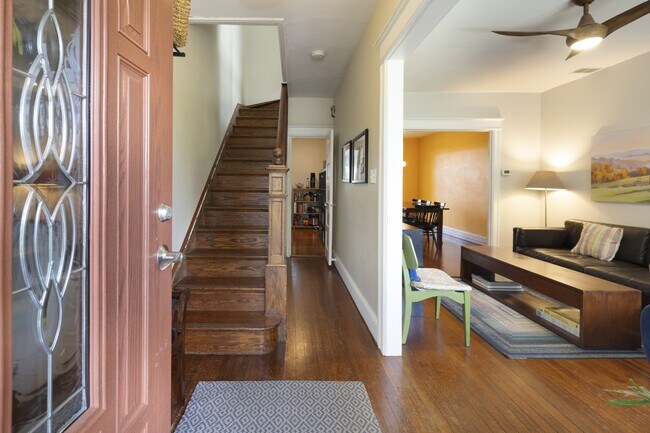 Foto del edificio - 1818 Potomac Ave SE