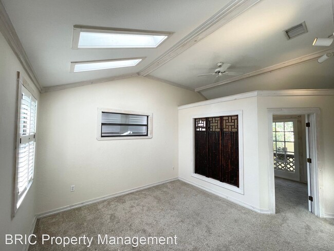 Foto del edificio - 1 br, 1 bath House - 915 1/2 Maxwell St