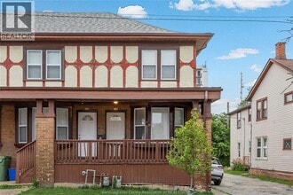 Building Photo - 114 Elm Ave