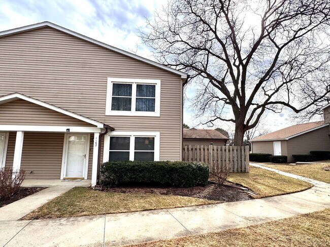 Foto del edificio - 1162 Foxglove Ln