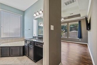 Building Photo - 3544 Woods Estates Dr