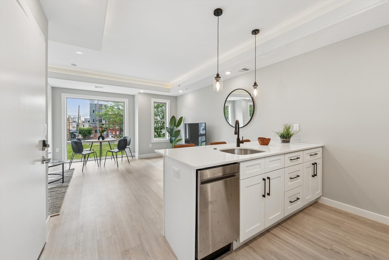 Foto principal - 2401 N 2nd St