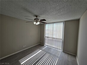 Building Photo - 3930 University Center Dr