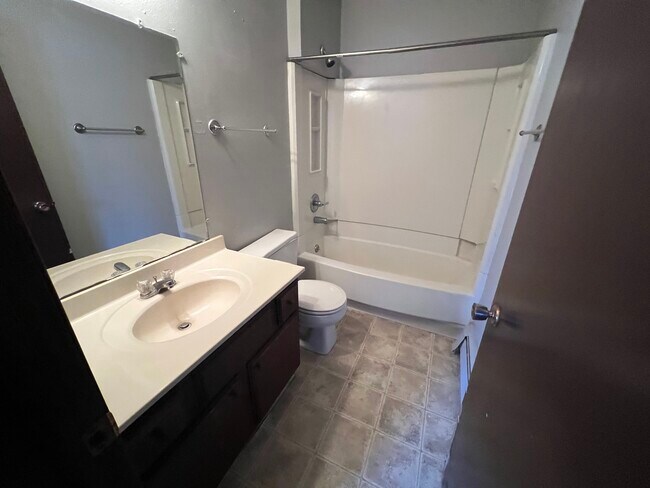 Foto del edificio - 6657 NW 6th Dr