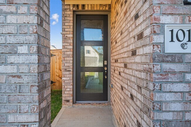 Foto del edificio - 1011 Shl Crk Trl