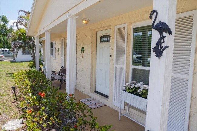 Foto del edificio - 1032 Hollywood Ave