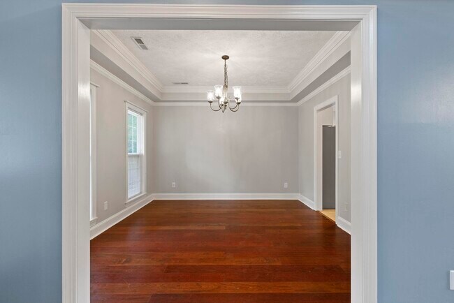 Building Photo - 217 Country Haven Dr