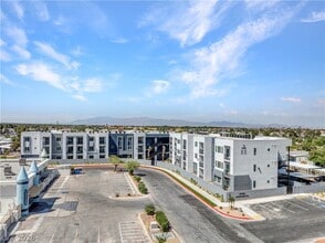 Building Photo - 4846 Jones