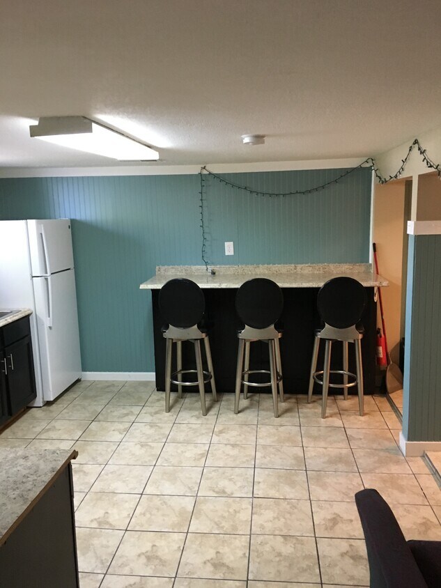 Kitchen - 299 N 100 E
