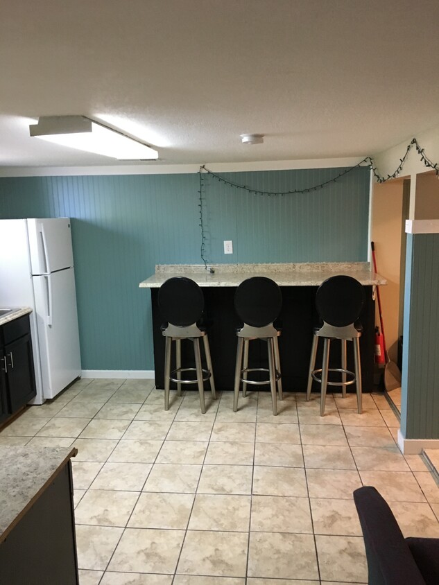 Kitchen - 299 N 100 E