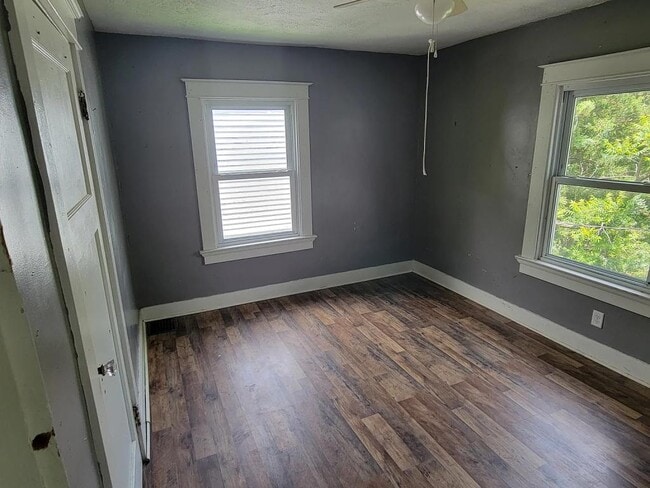 Foto del edificio - 715 W Fairview Ave