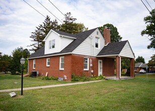 Building Photo - 3950 Locust Grove Rd