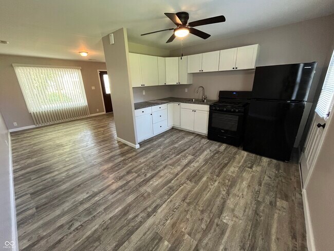 Foto del edificio - 232 Gaywood Dr