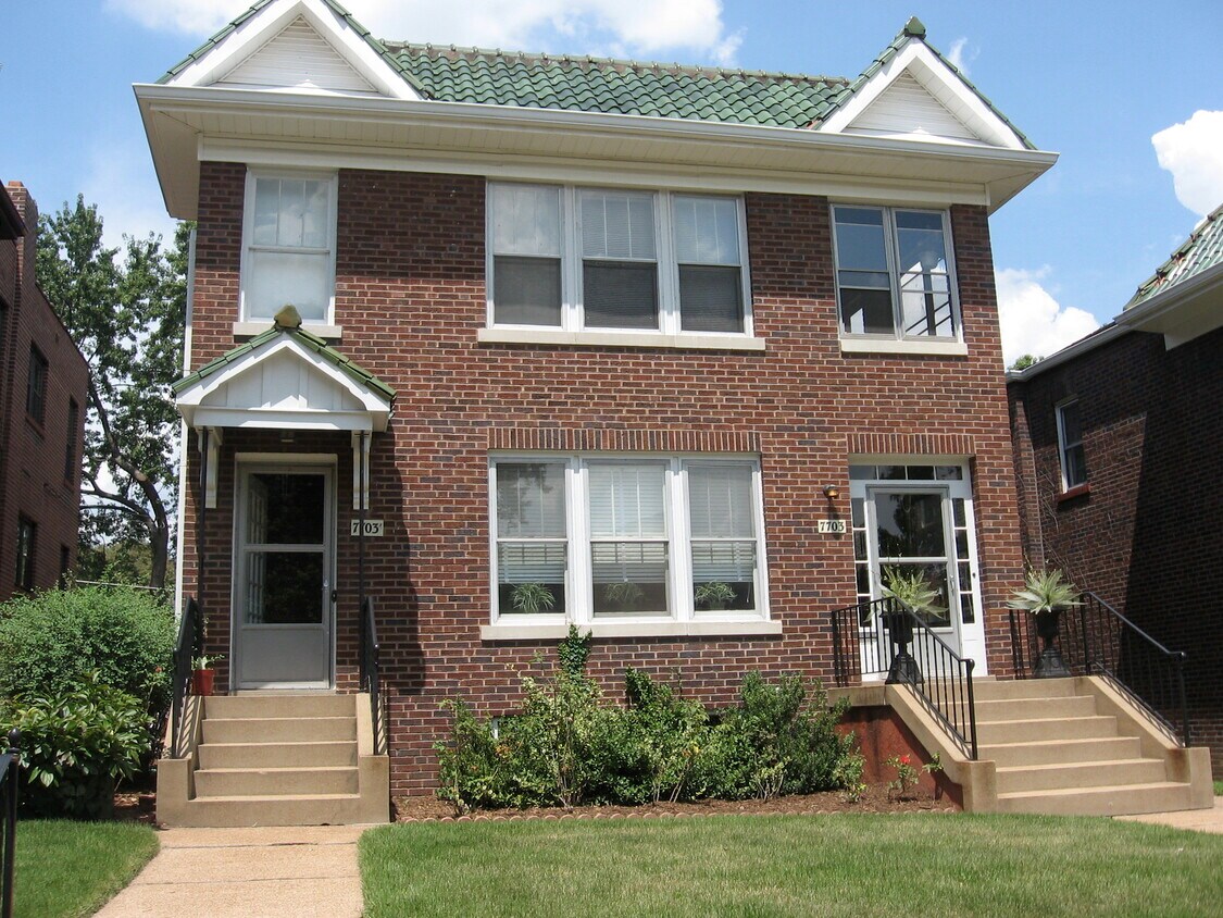 7703 Brookline Ter Unit 7703A