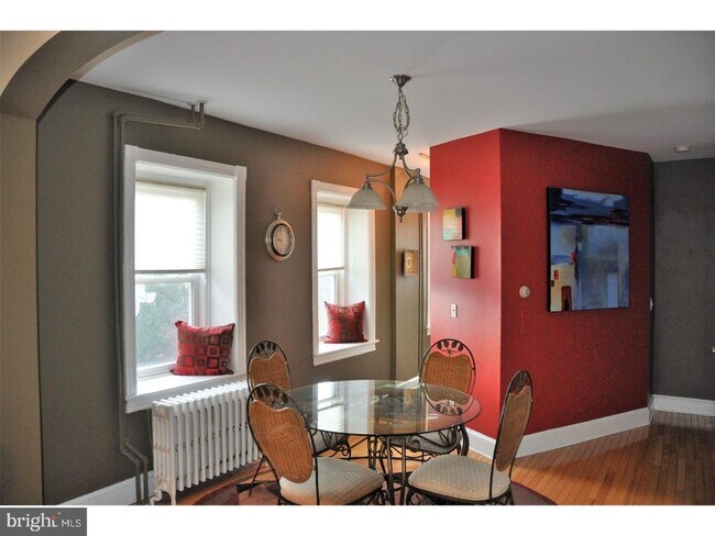 Building Photo - 32B Witherspoon Ln