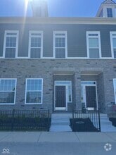 Building Photo - 816 Kinzer Ave