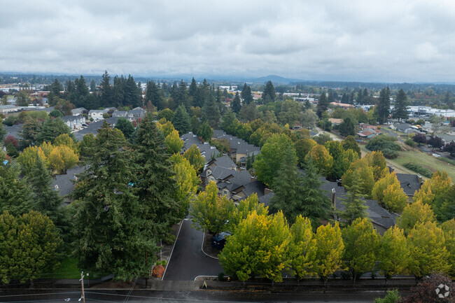 Context Aerial - Nobl Park Apartments