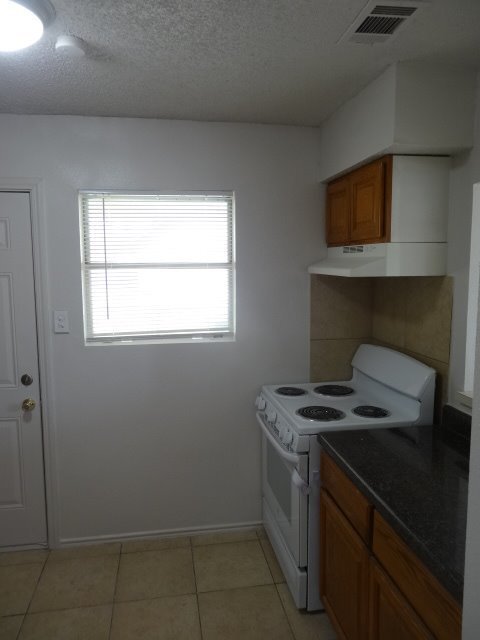 Foto del edificio - Nice 3 Bedroom / 1 Bathroom Home