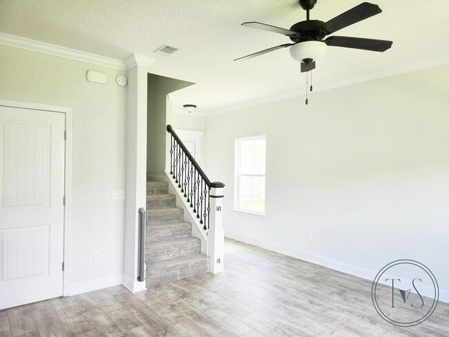 Foto del edificio - 532 Fairview Cir