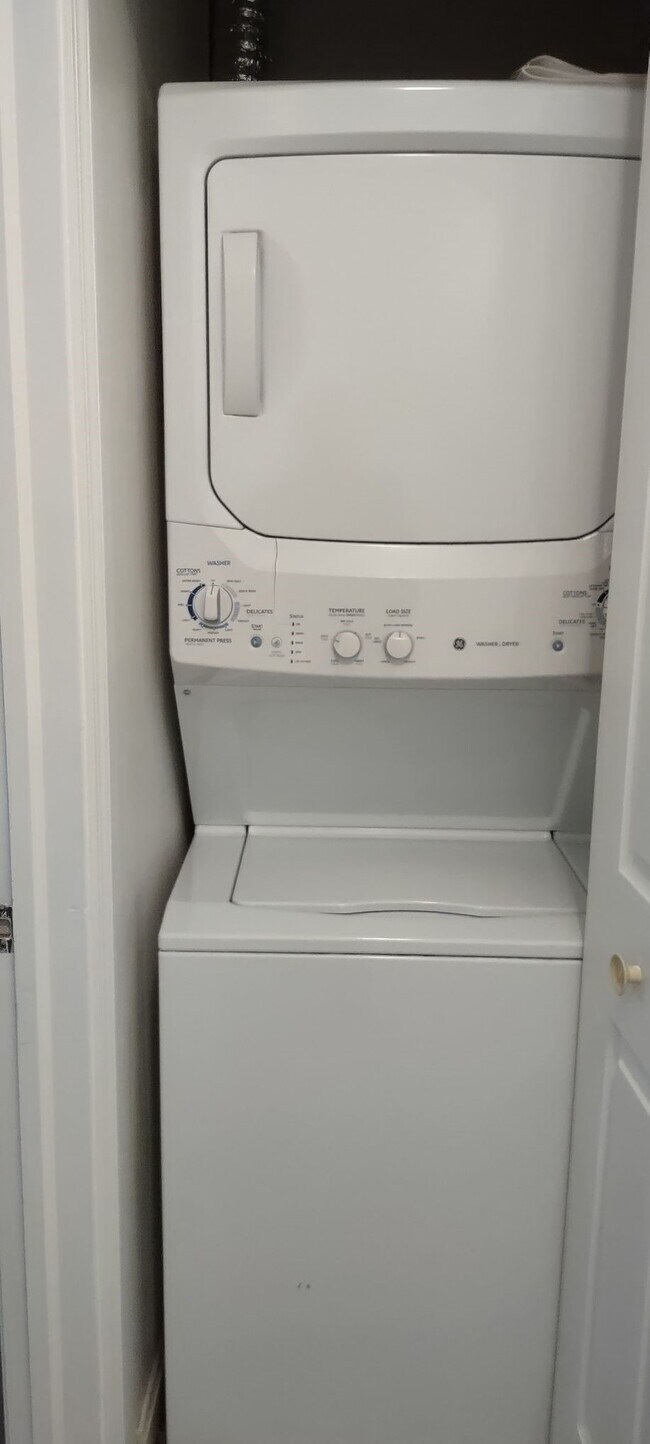 Building Photo - 257 W Uwchlan Ave