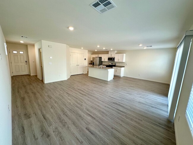 Building Photo - 798 Ruby Sedona Ave