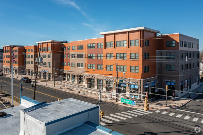 Building Photo - Hamilton Commons