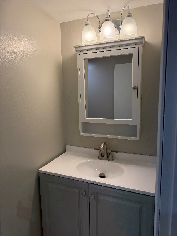 Foto del edificio - 654 Alden St