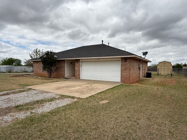 Foto del edificio - Cozy Retreat on 1 Acre – Perfect for Relax...