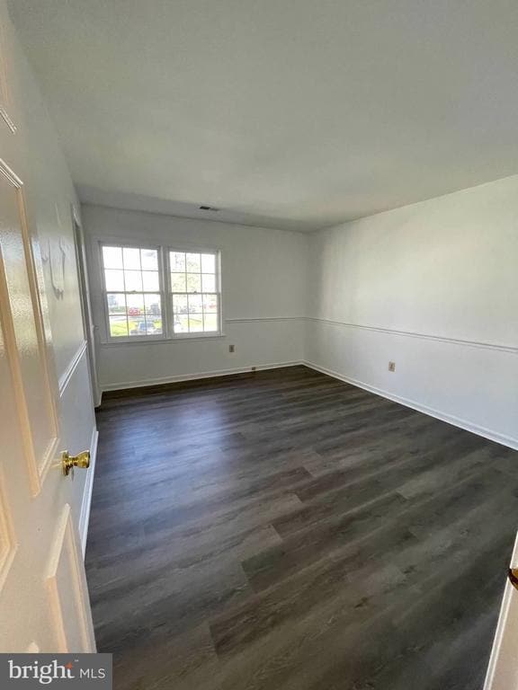 Foto del edificio - 13062 Shadyside Ln