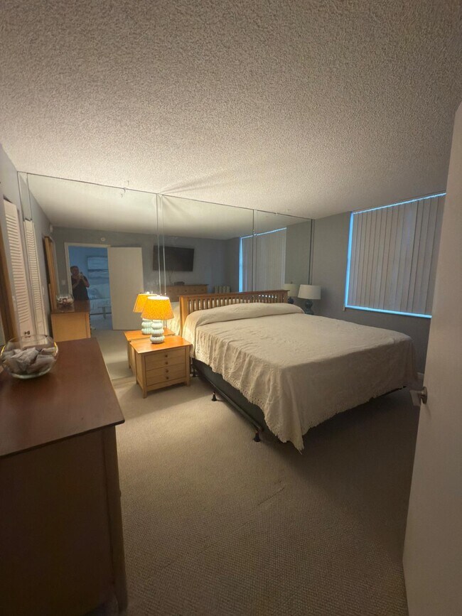 Foto del edificio - 101 Briny Ave