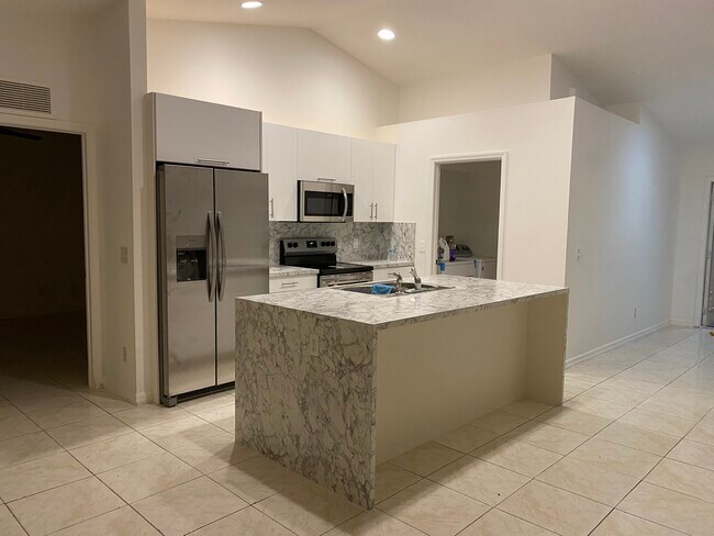 Foto del edificio - 2813 3rd St SW