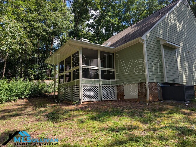 Foto del edificio - 5408 Ravenswood Pl
