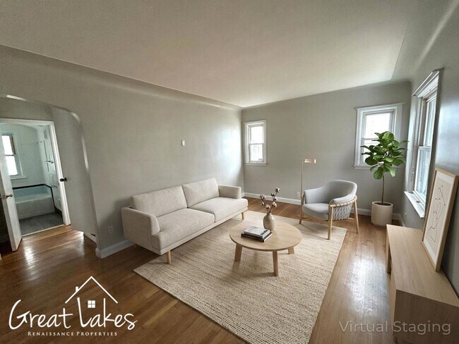 Building Photo - Lovely 3 Bedroom 2 Bathroom now available for rent!