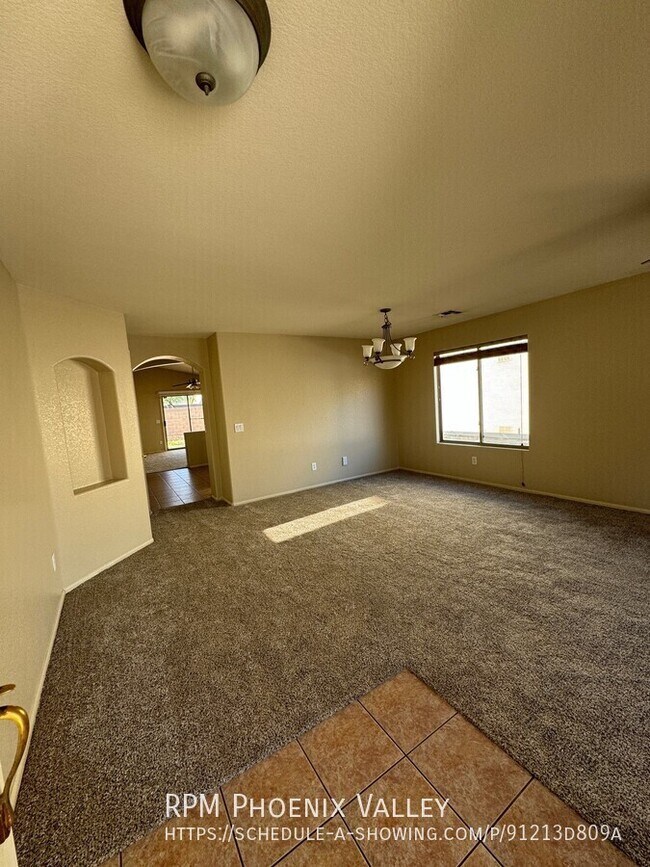 Building Photo - 3/2 Goodyear Home *NEW* Custom Paint + All...