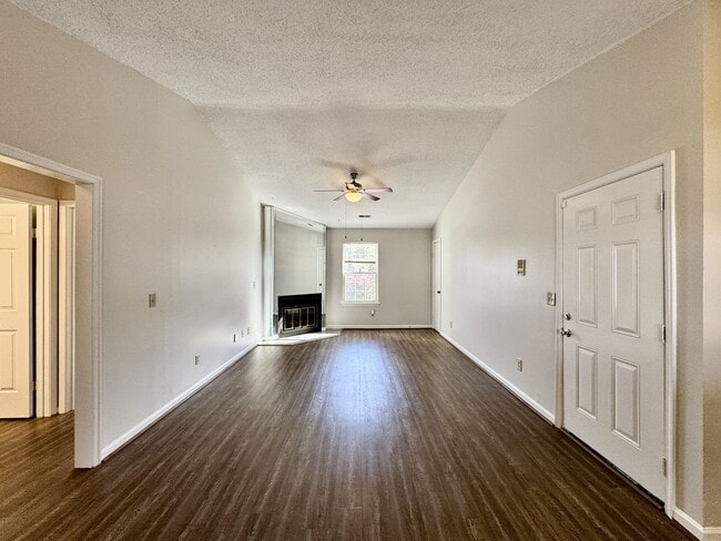 Building Photo - 4824 Station House Ln