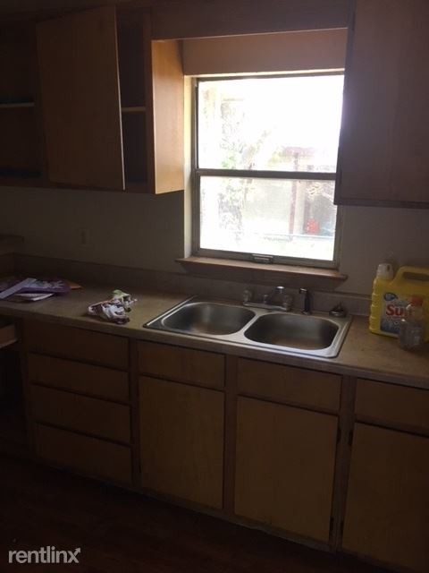 Foto del edificio - 3 br, 1 bath House - 1233 NW 13th Street