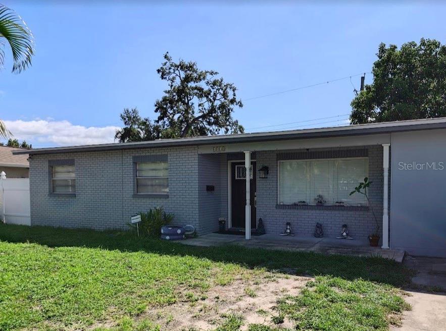 Primary Photo - 6028 Mornay Dr