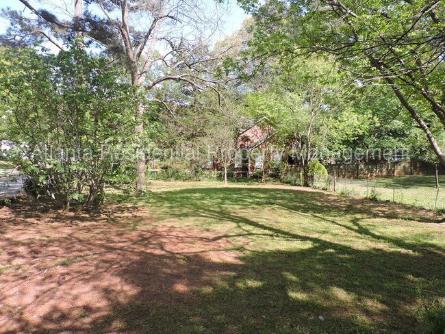 Building Photo - 3130 Old Jonesboro Rd