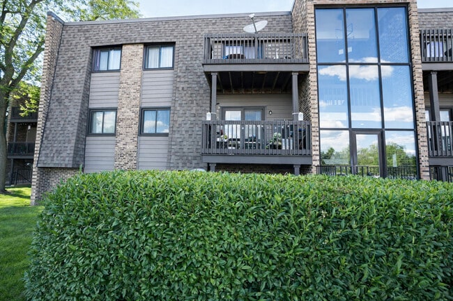 Building Photo - 1486 Stonebridge Cir