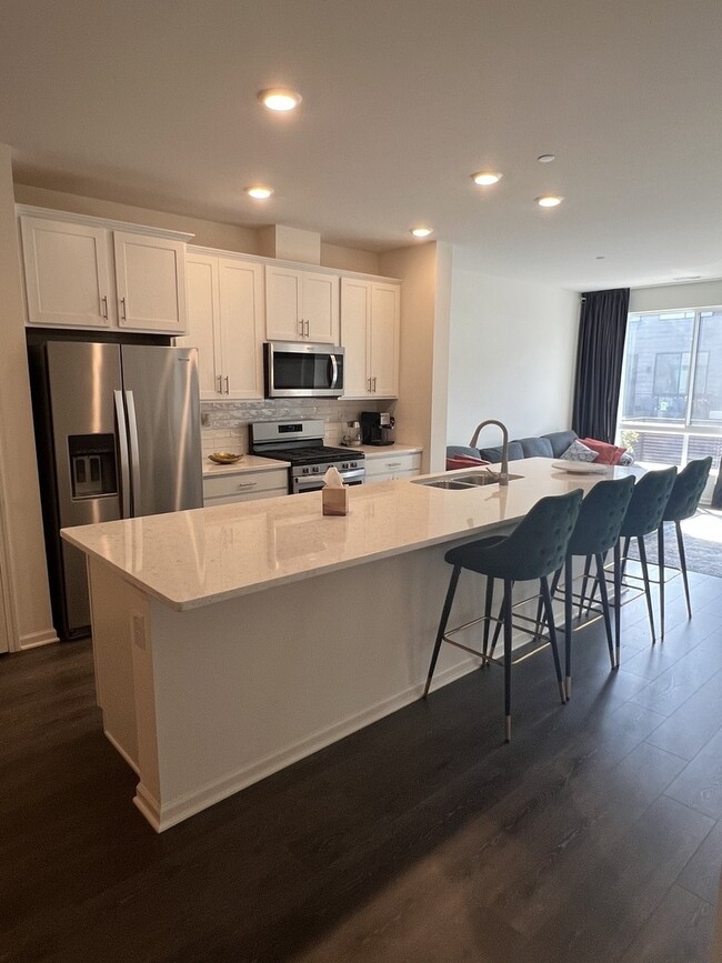 Foto del edificio - 1296 Quadrant Ln.