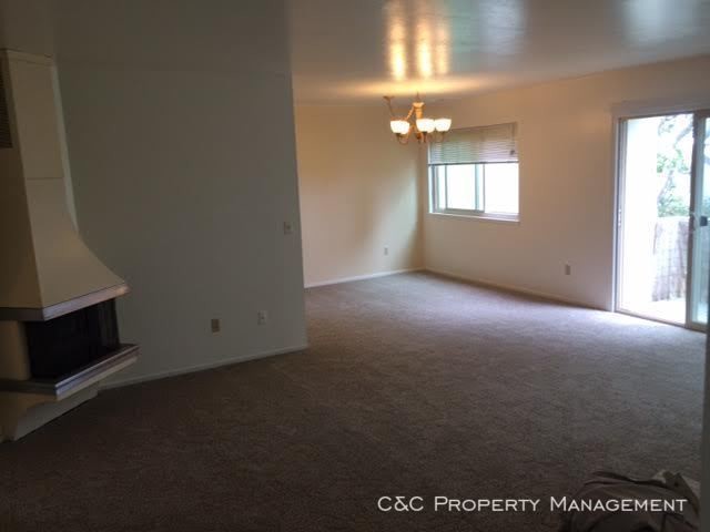 Foto del edificio - AVAILABLE NOW - Large Open Concept Apartment